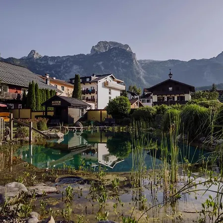 Hotel Goldener Stern 4*