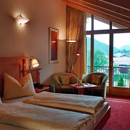 Goldener Stern Абтенау