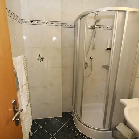 Goldener Stern Abtenau