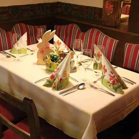 Hotel Goldener Stern Abtenau