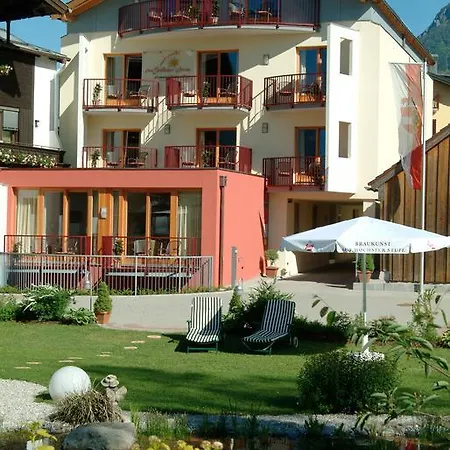 Goldener Stern 4*