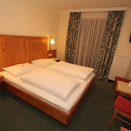 Hotel Goldener Stern Abtenau