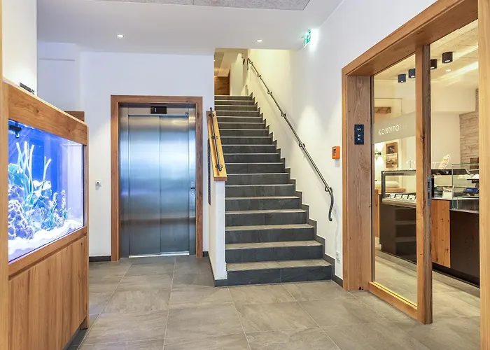 Goldener Stern 4*