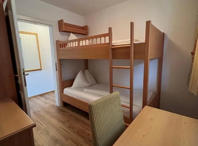 فندق Goldener Stern 4*