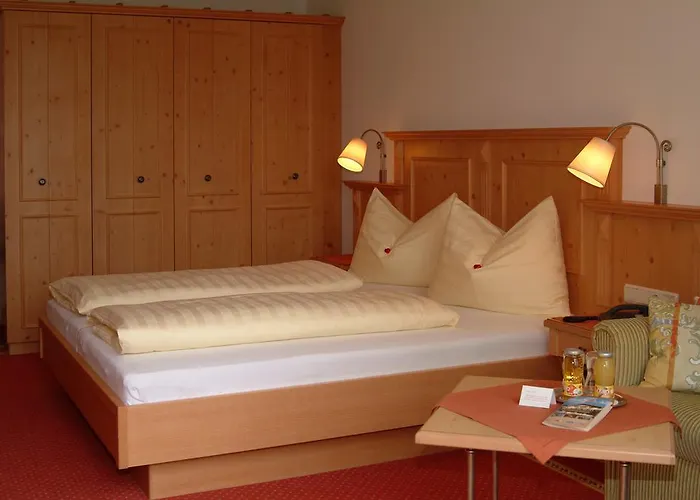 Goldener Stern 4* أبتيناو