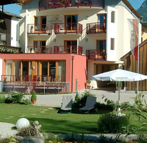 Goldener Stern 4*